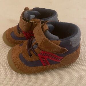 Stride Rite toddler Hiking boots